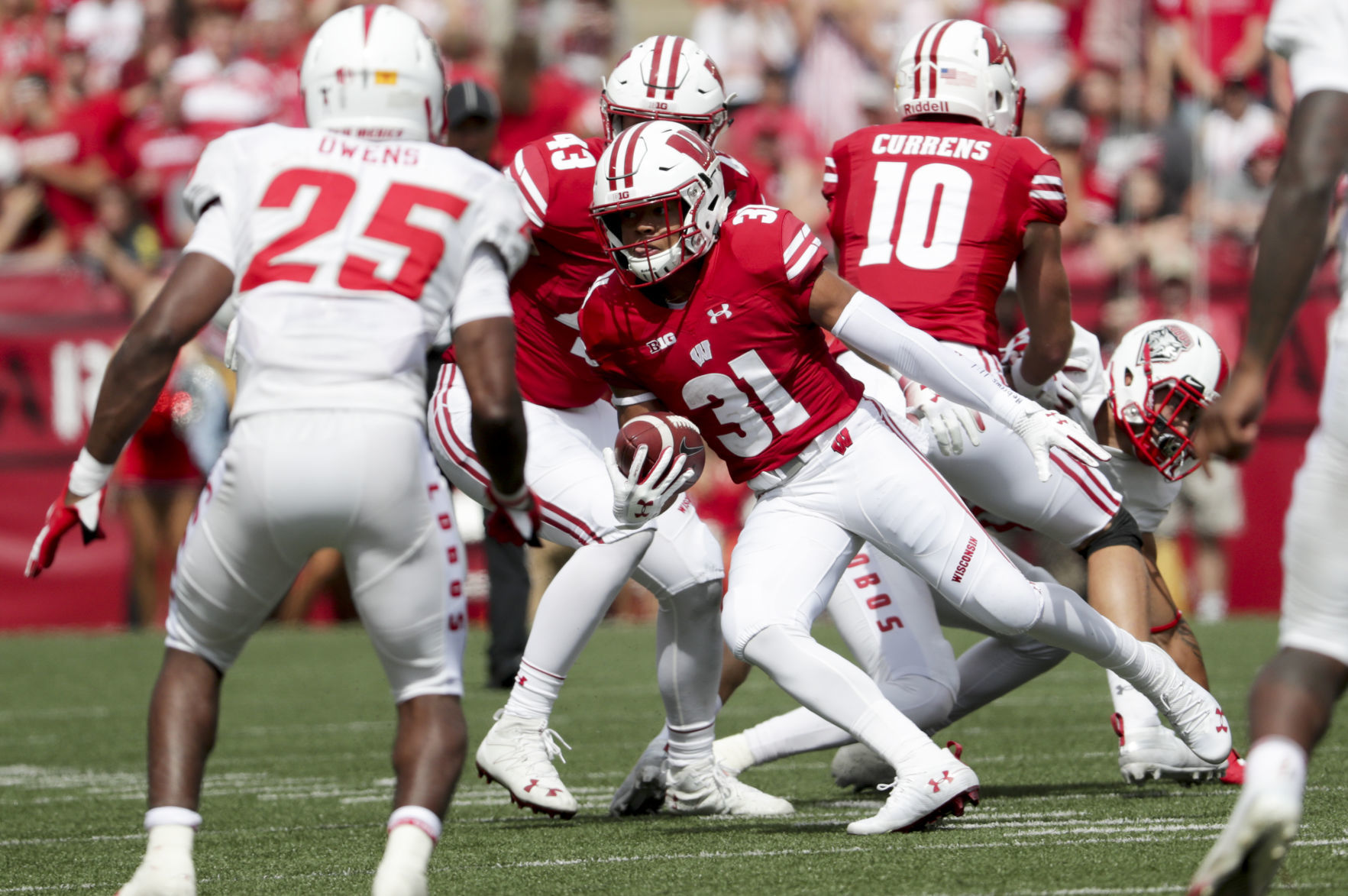 Wisconsin Badgers 45, New Mexico Lobos 14